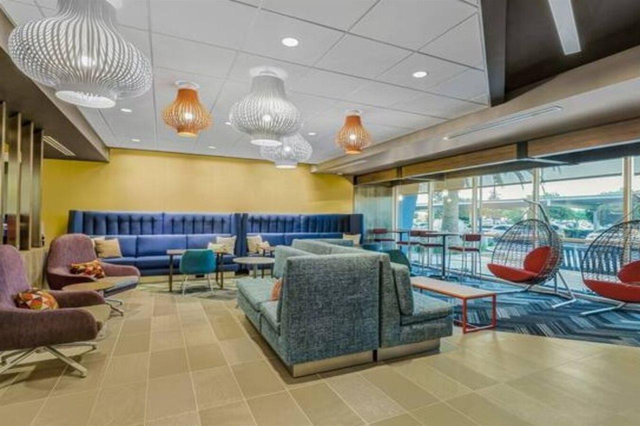 Tru By Hilton Lathrop Exterior foto