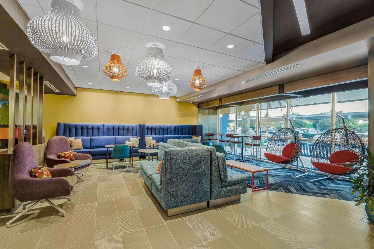 Tru By Hilton Lathrop Exterior foto